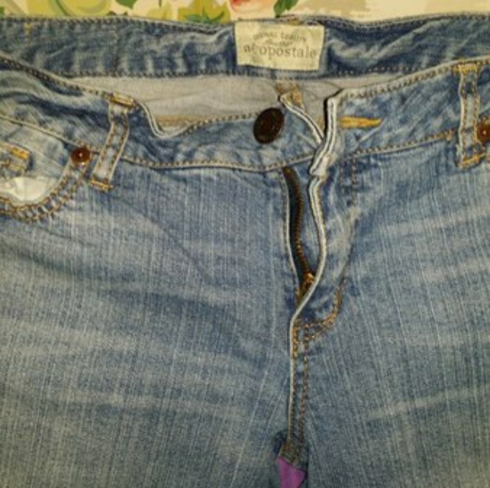 SET OF TWO AEROPOSTLE JEANS LIGHT WASH