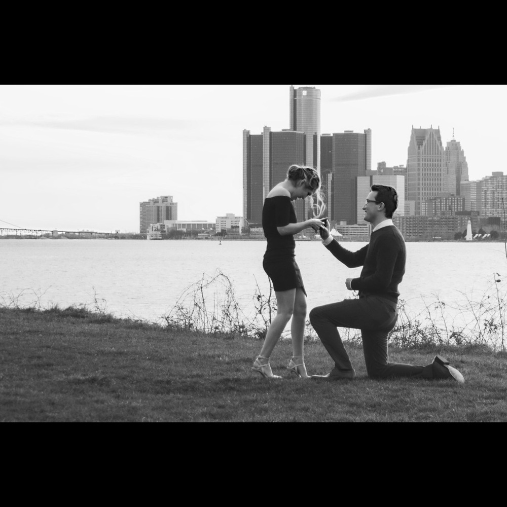 SELLING GREAT STUFF due to getting married.