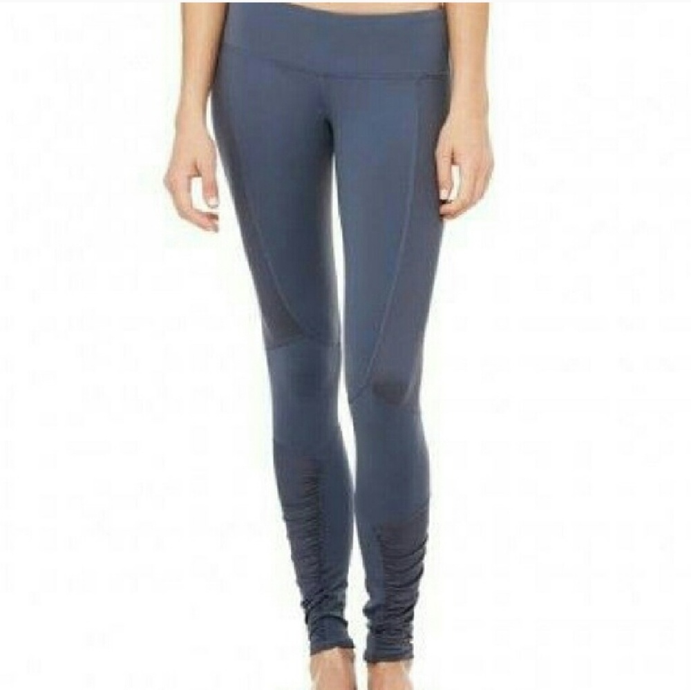 ALO Yoga Runway Leggings
