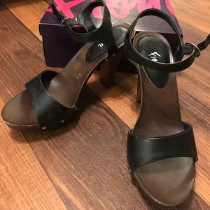 Black Clog Sandals