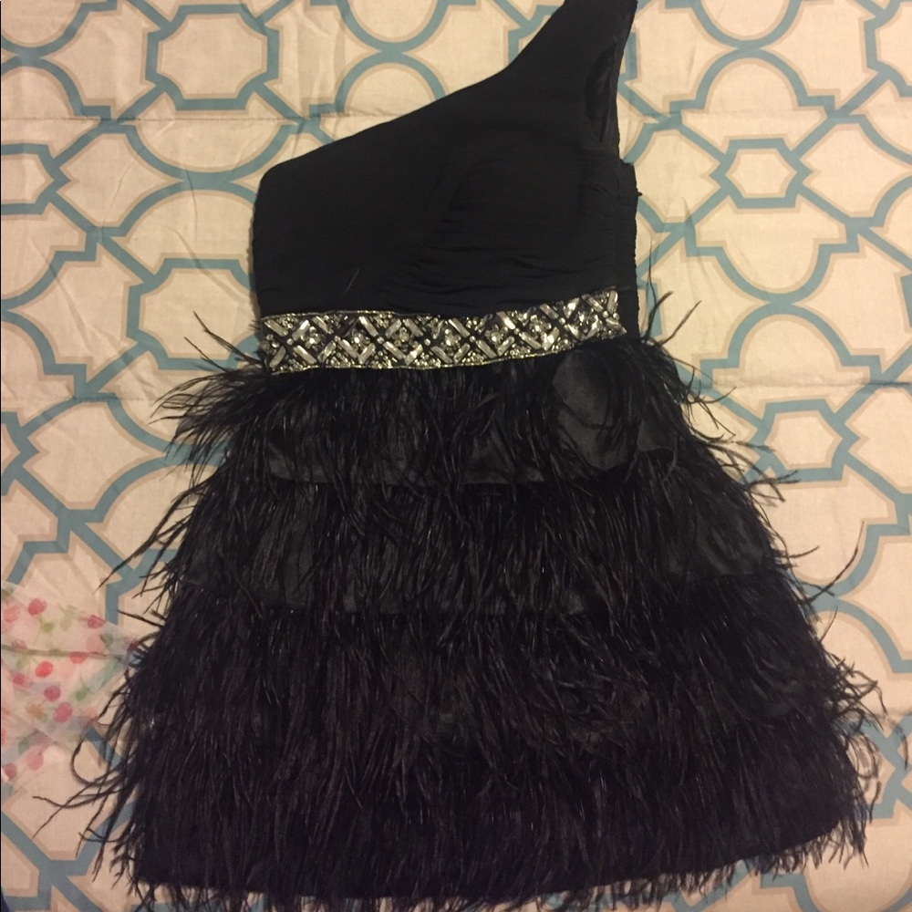 Beautiful one shouldered evening/prom dress