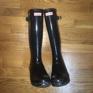 **Sold** Hunter rain boots