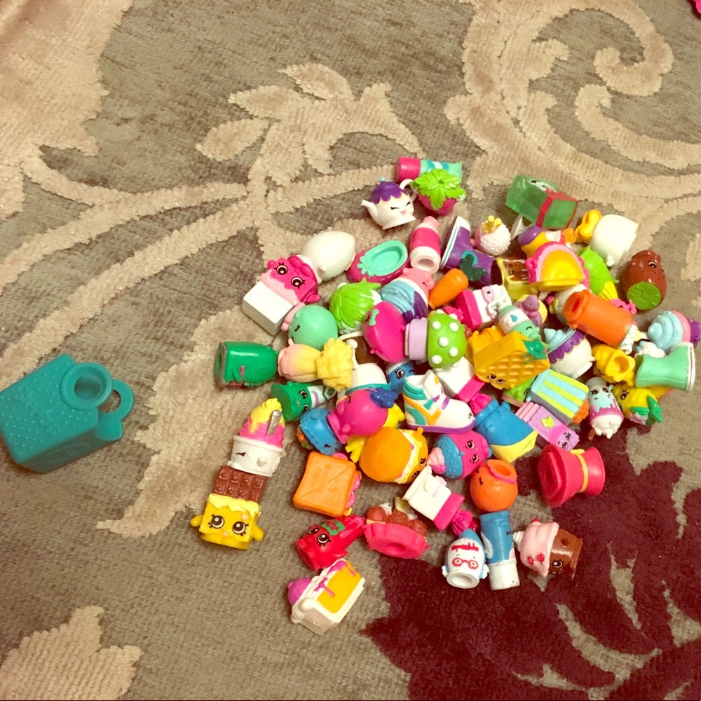 66 shopkins