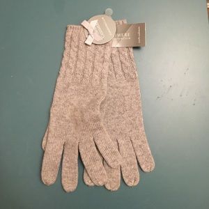 Cashmere gloves