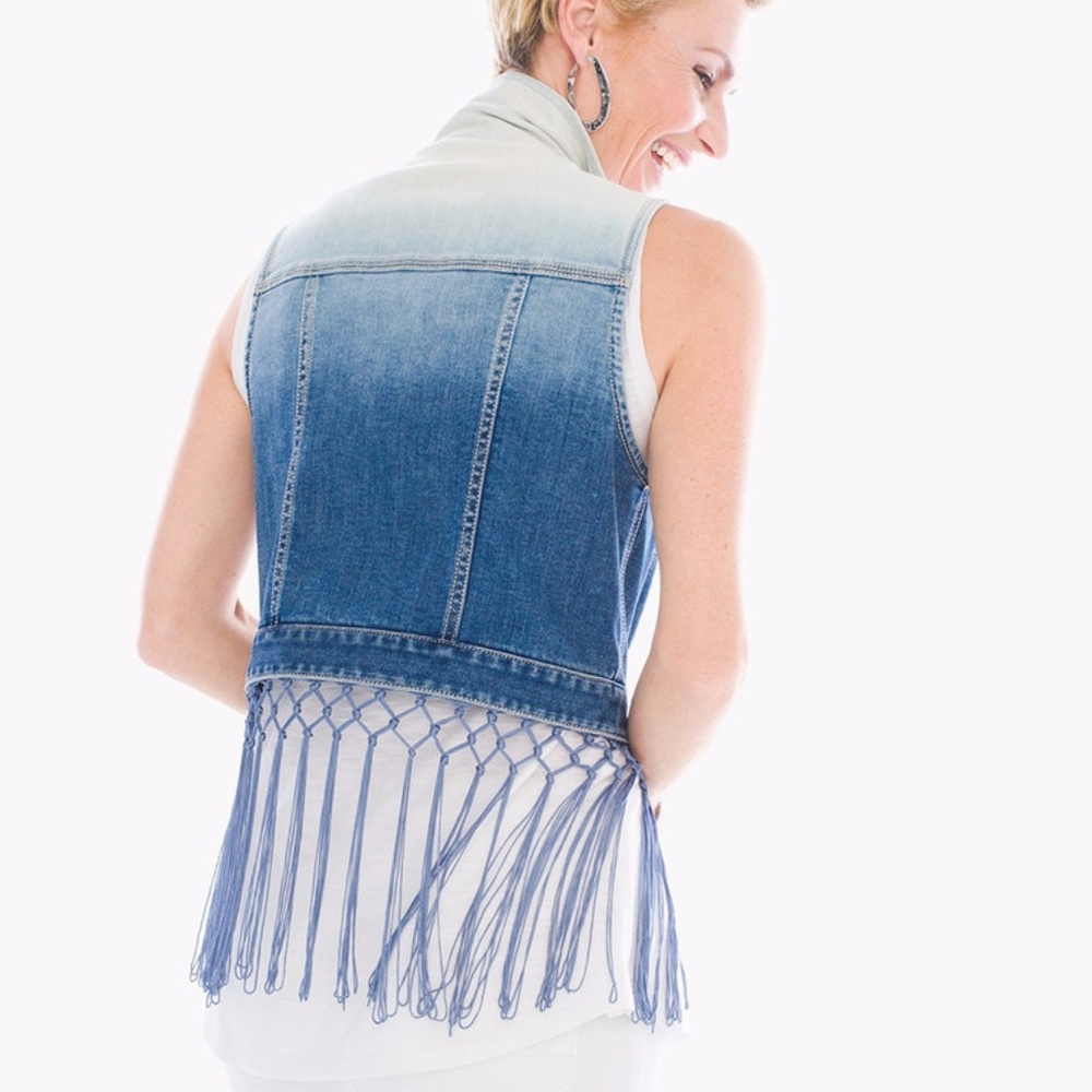 BNWT Chico's Denim Fringe Vest - Picture 3 of 4