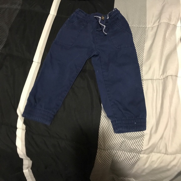 6 pair of toddler jeans/pants - Picture 4 of 4