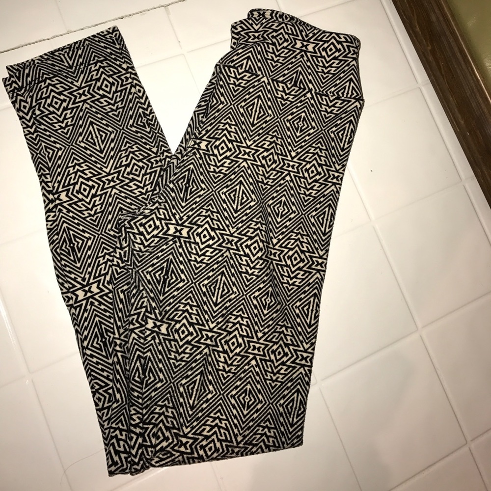 Tween Lularoe leggings