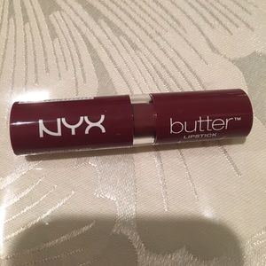Nyx lipstick