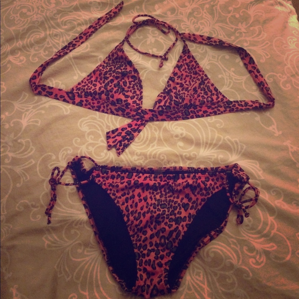 Victoria's Secret Pink Leopard Bikini 👙