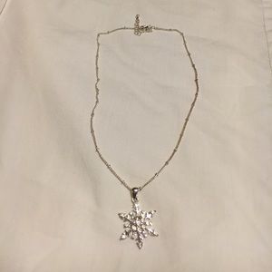 Snowflake necklace