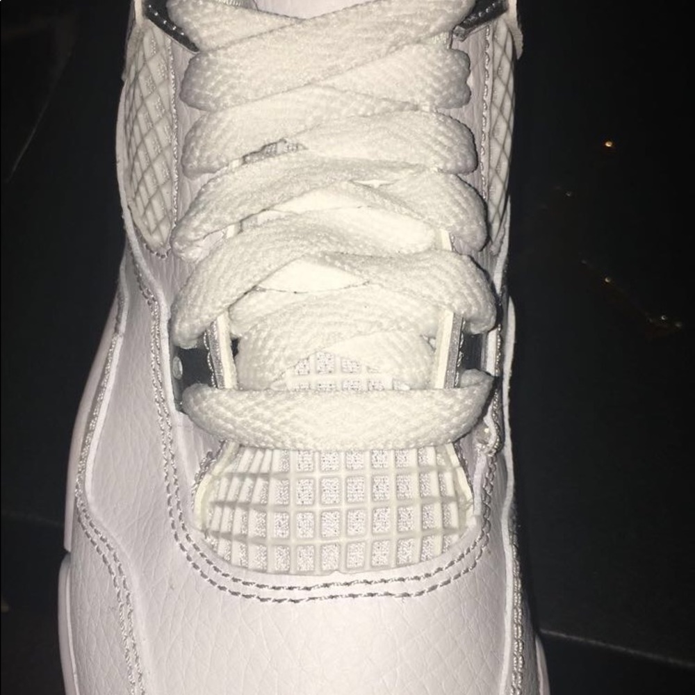 retro jordan 4 white and silver