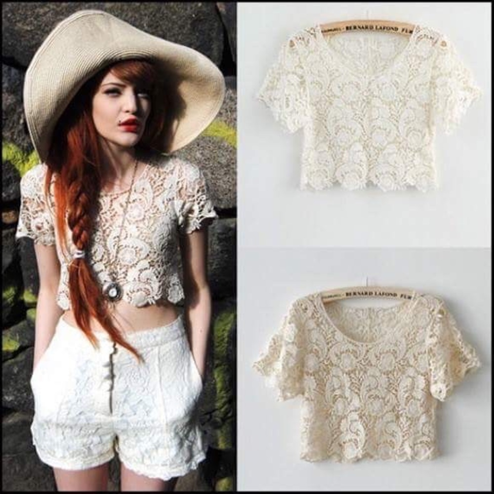 Crochet lace crop top Selena Gomez