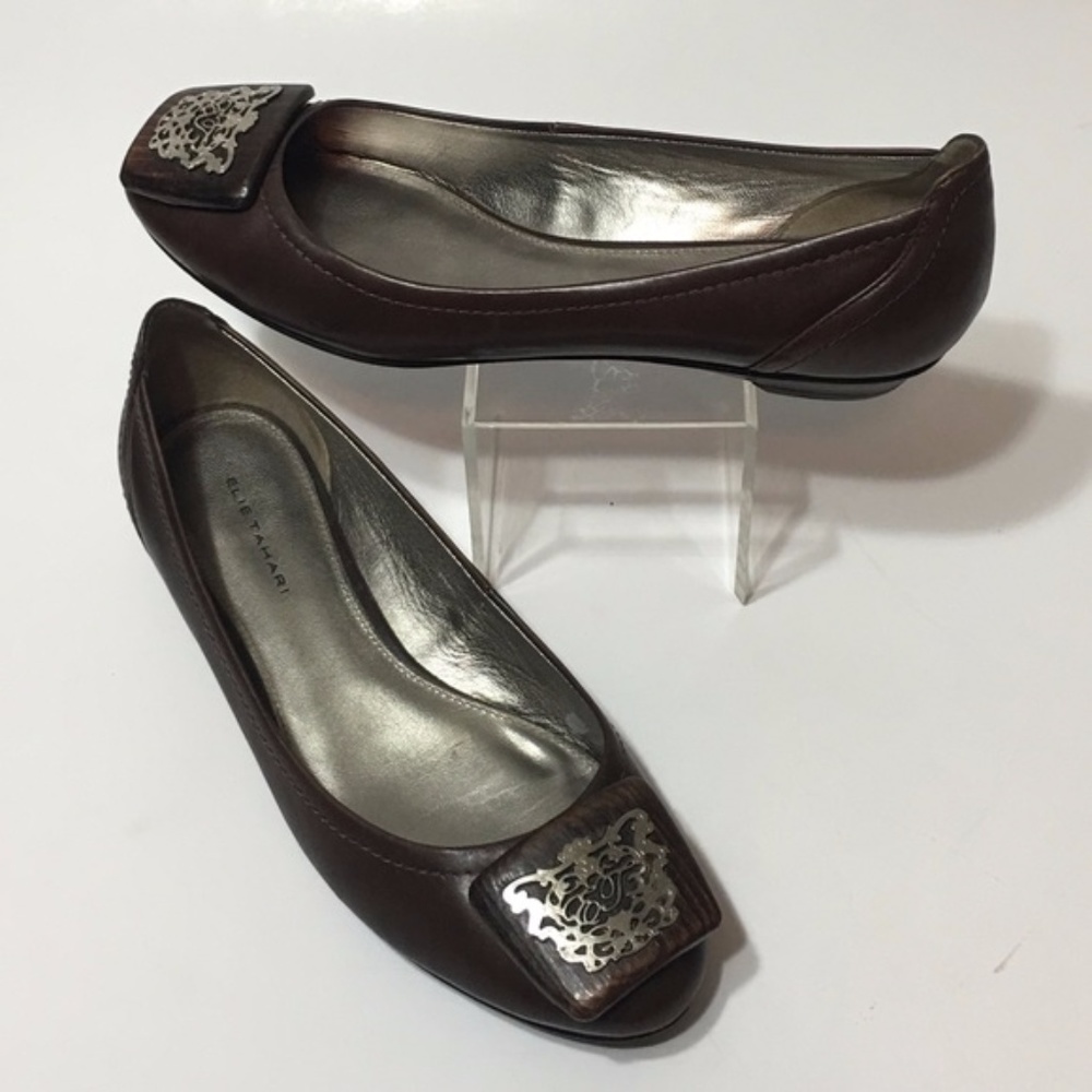 Elie Tahari Brown Flats w/Silver Detail sz 7.5