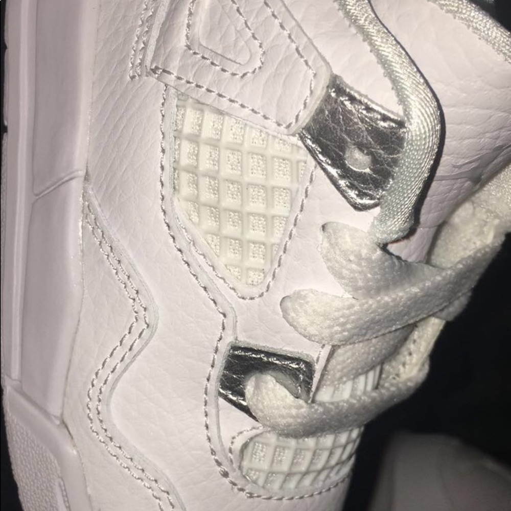 retro jordan 4 white and silver