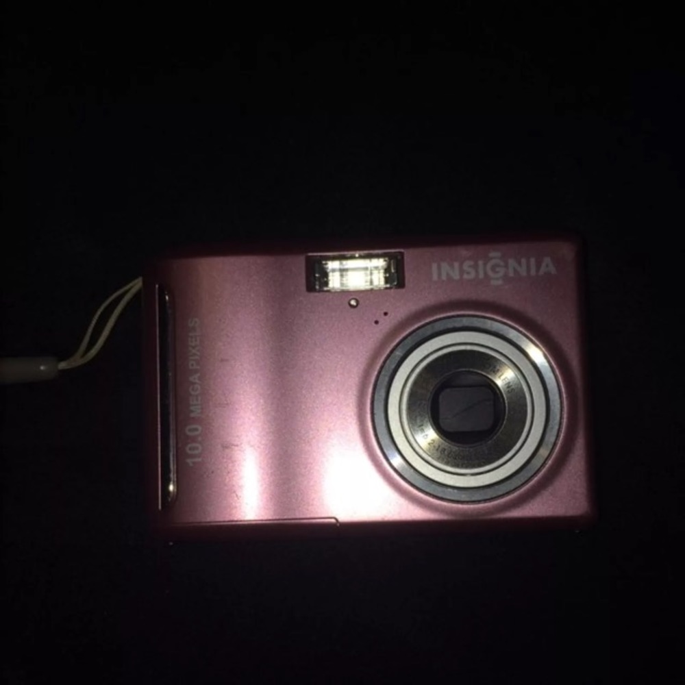 Pink Insignia Camera w Memory Card