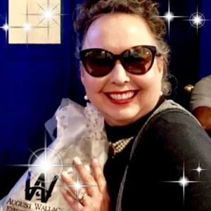 Meet your Posher, Lisa