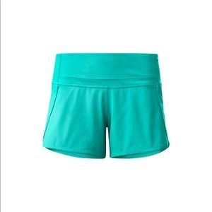 Lululemon Run Times Shorts. Size 6. Bali breeze.