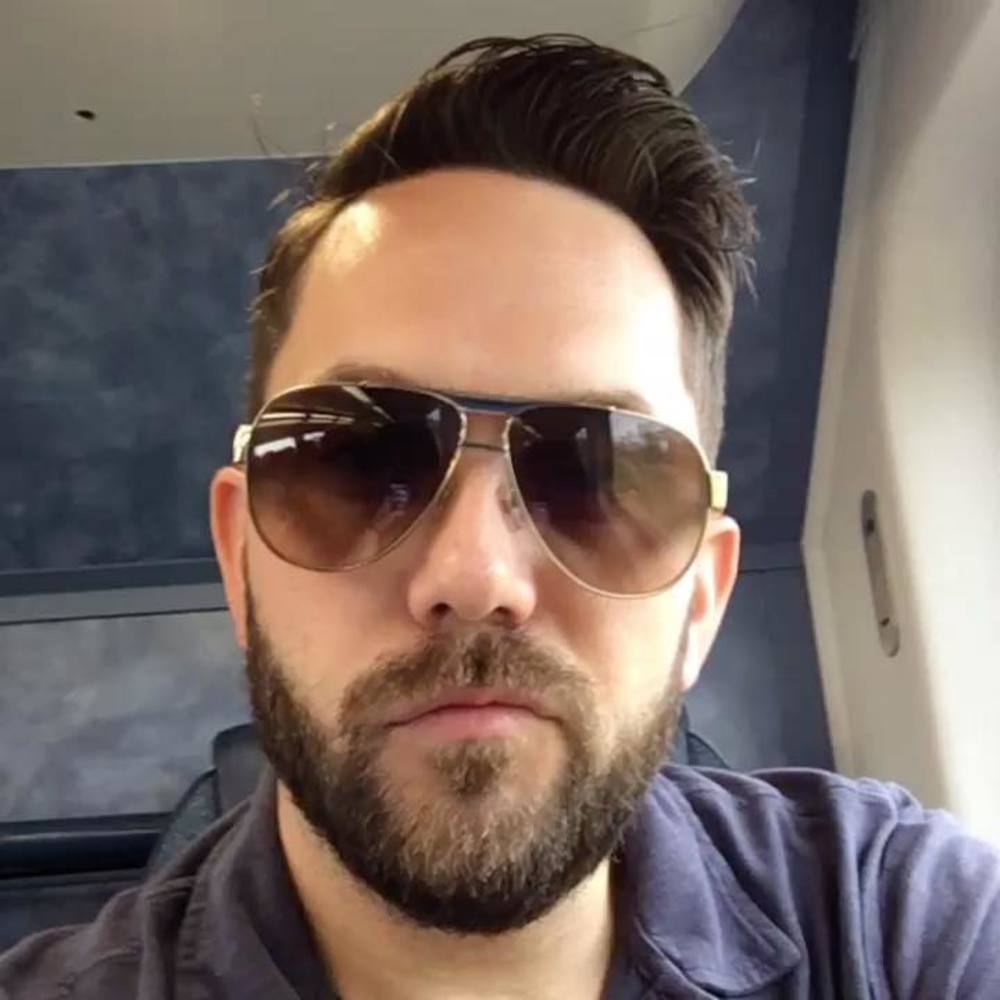 Meet your Posher, Jason