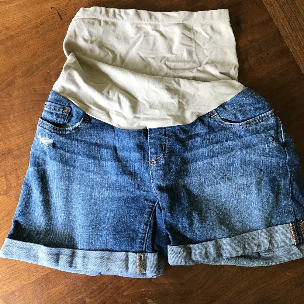 Awesome Maternity blue jean shorts