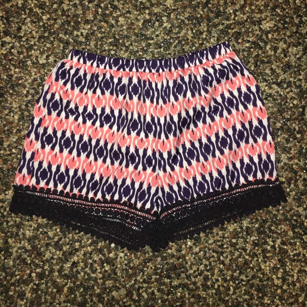 Forever 21 Printed Lace Trim Shorts