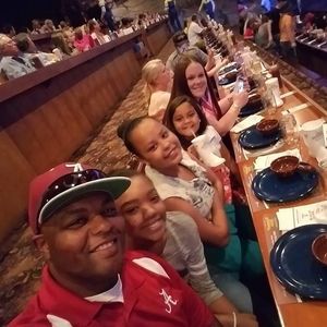 Meet your Posher, Clarence