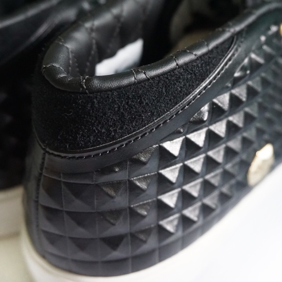 BRAND NEW MOVING IN 10 DAYS NEED EVERYTHING GONE. SUBMIT BEST OFFER!!!! - Picture 6 of 8