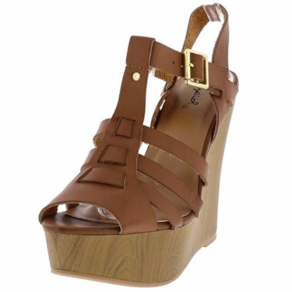 BROWN STRAPPY WOOD WEDGE - Picture 5 of 5