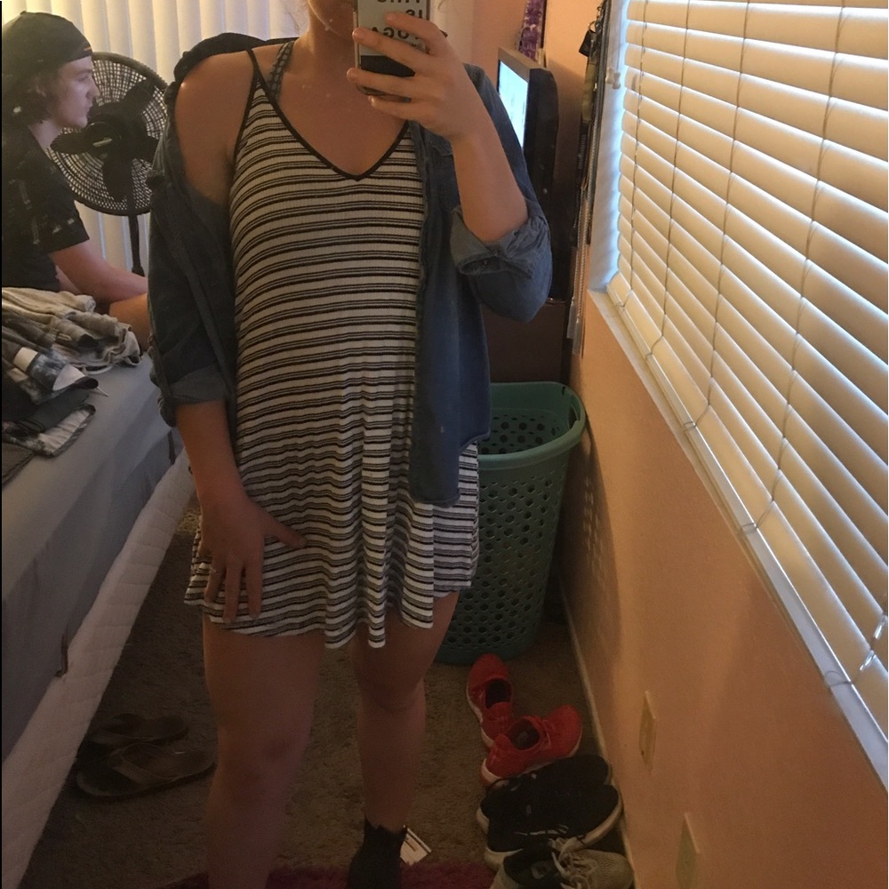 MOVING SALE JEAN JACKET