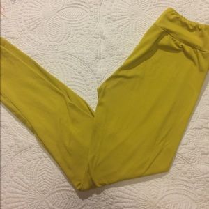 LuLaRoe Buttery Soft Leggings