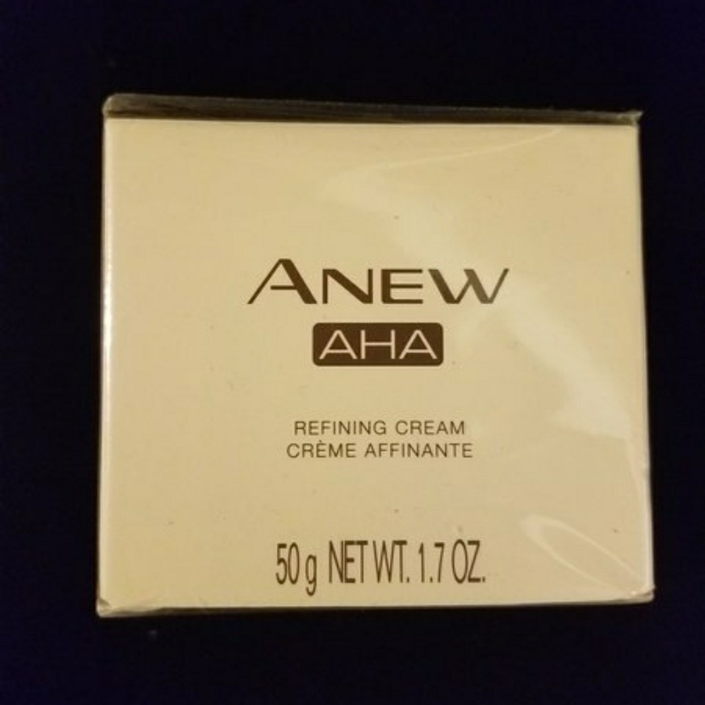 A NEW REFINING CREAM