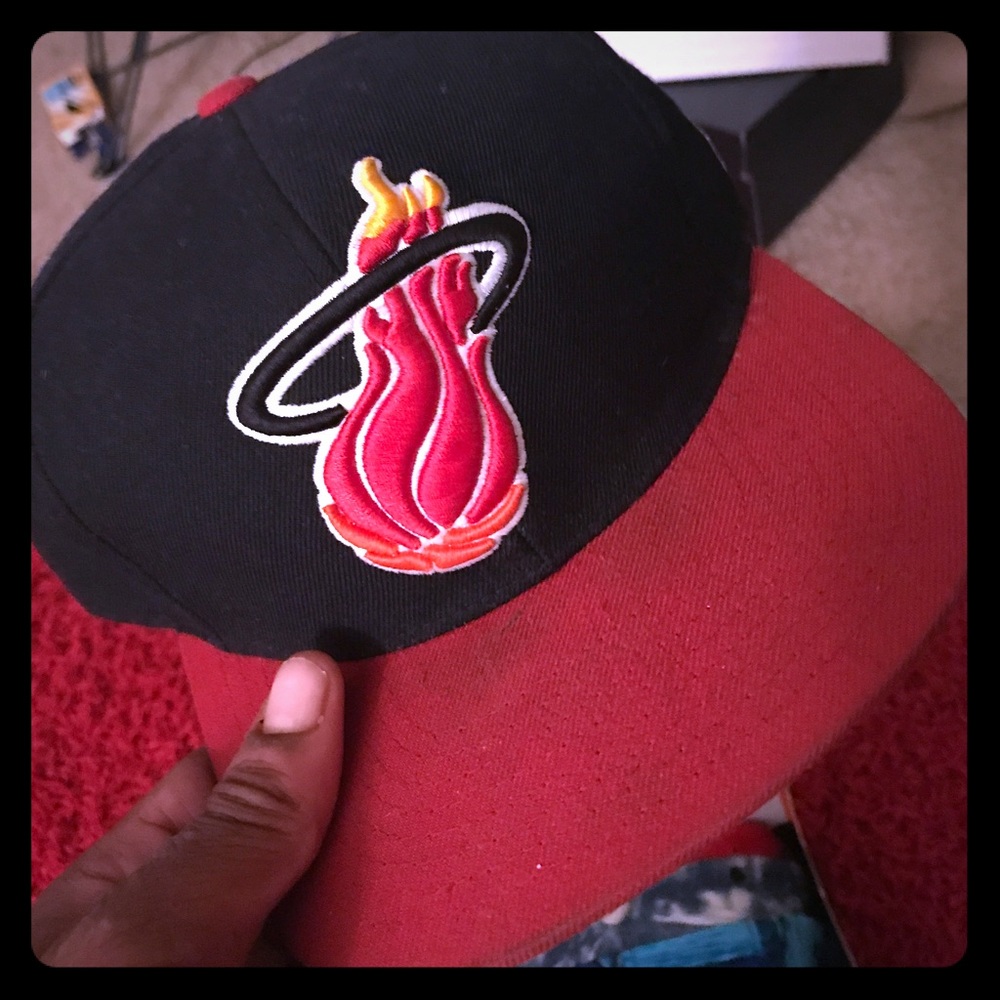 Mitchell & Ness Miami Heat SnapBack