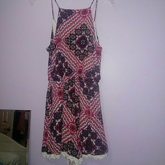 Romper - Picture 3 of 4