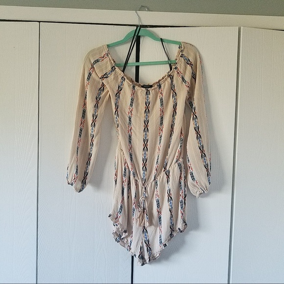 cute romper - Picture 2 of 2