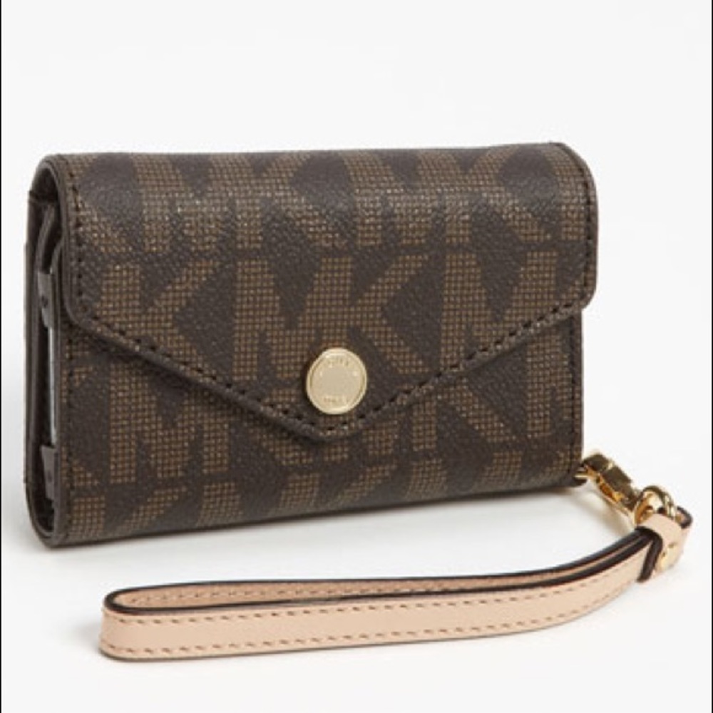 Used Michael Kors iPhone Wristlet & Wallet