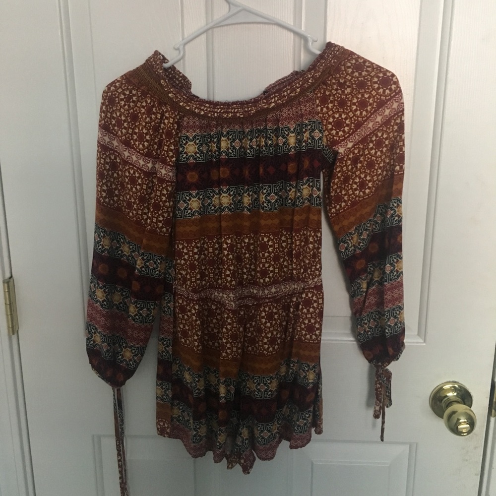 Forever 21 off the shoulder romper size small