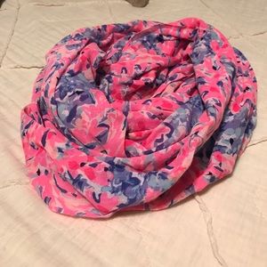 Lilly Pulitzer new with tags scarf