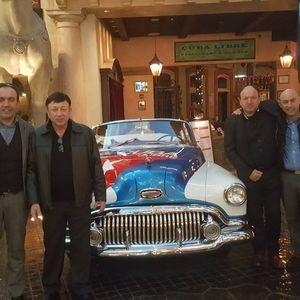 Meet your Posher, Mario