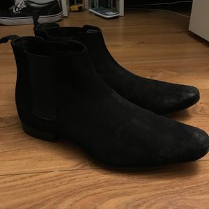 Chelsea boots