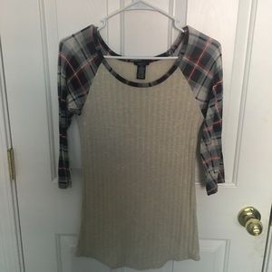 Rue 21 size medium tan/plaid shirt