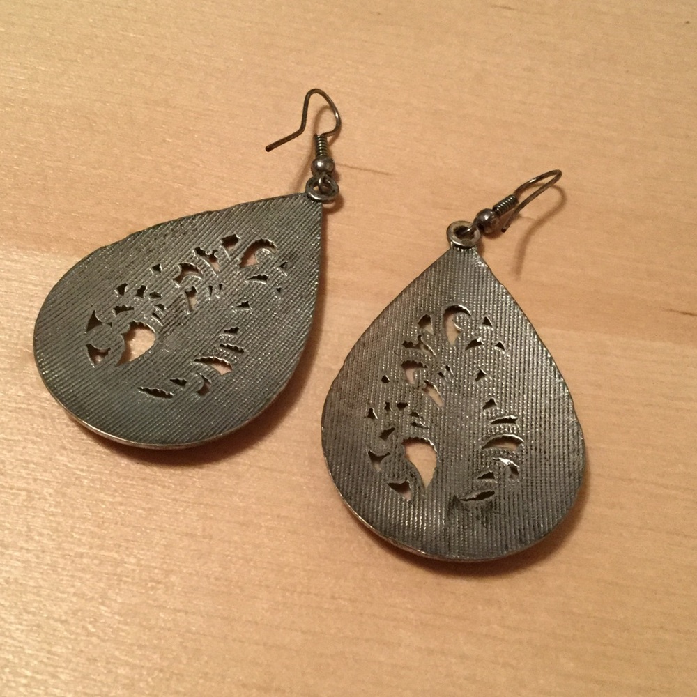 VINTAGE earrings - Picture 2 of 3