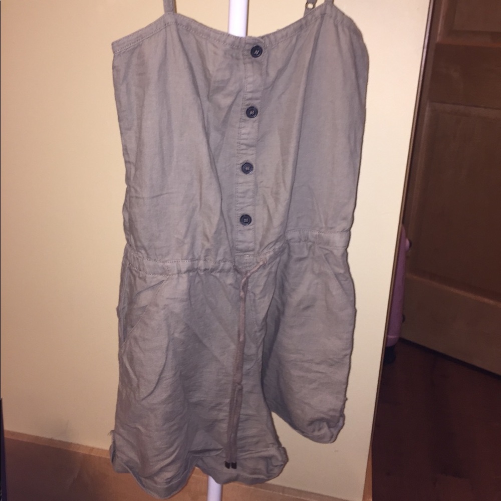 Sleeveless short jumpsuit