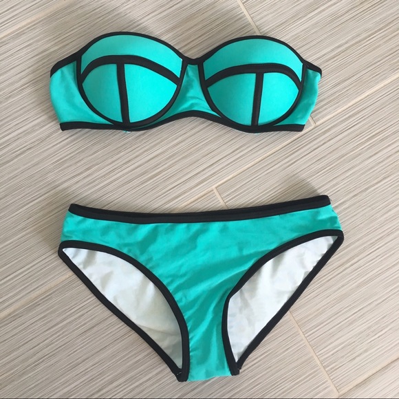 Other - NWOT Strapless Bikini