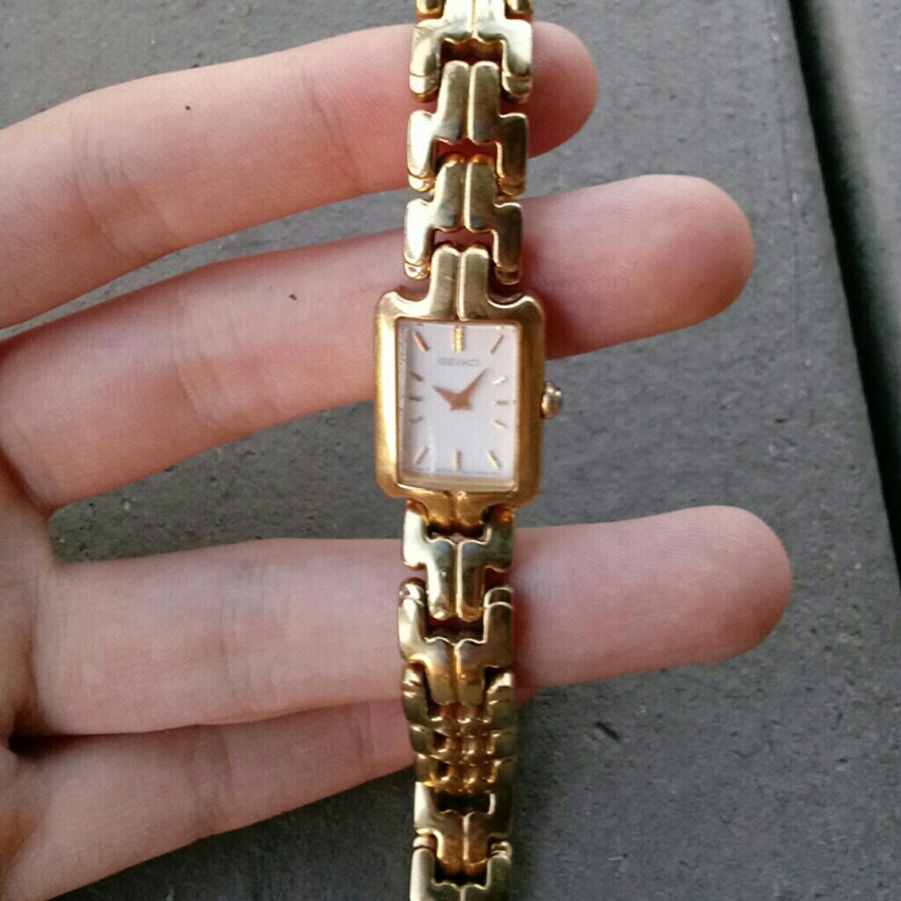 Real gold waterproof watch