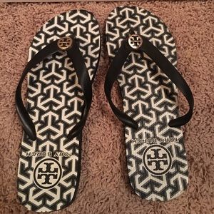 Tory Butch Flip Flops