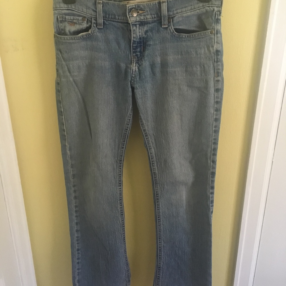 Hollister co Venice boot jeans size 5 short