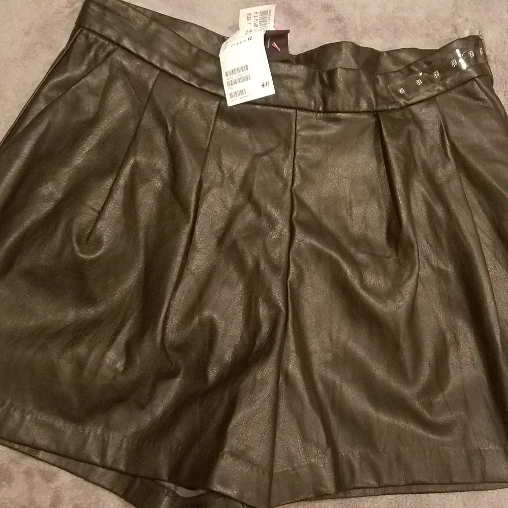 H&M Polyurethane Stylish Shorts NWT