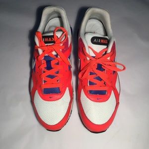 💫 FLASH SALE 💫 Nike Air Max's- like New!