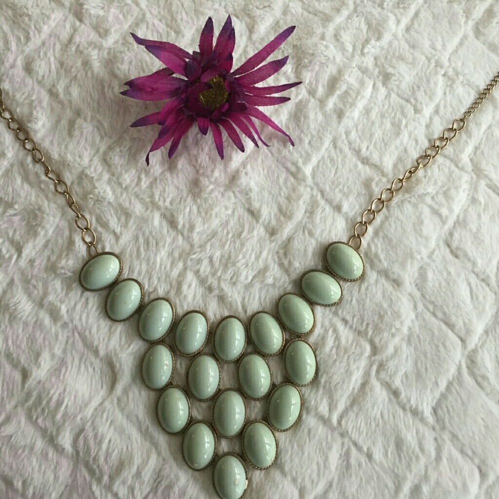 Pale green necklace