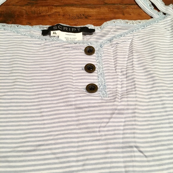New SCRIPT Blue/white tank with ruffle boarder - Picture 2 of 2