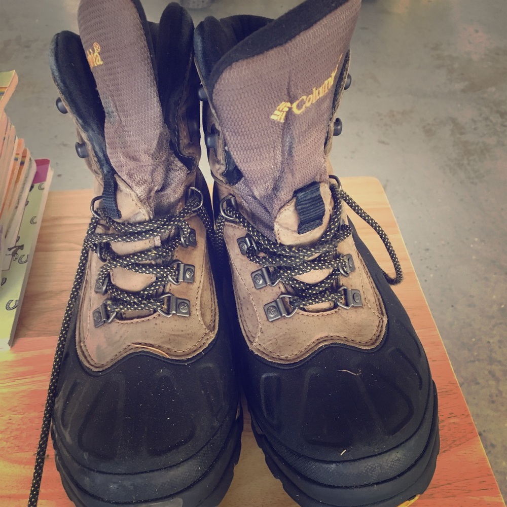 Men's Columbia snow boots